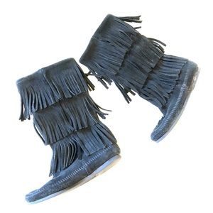 MINNETONKA suede Fringe Boots